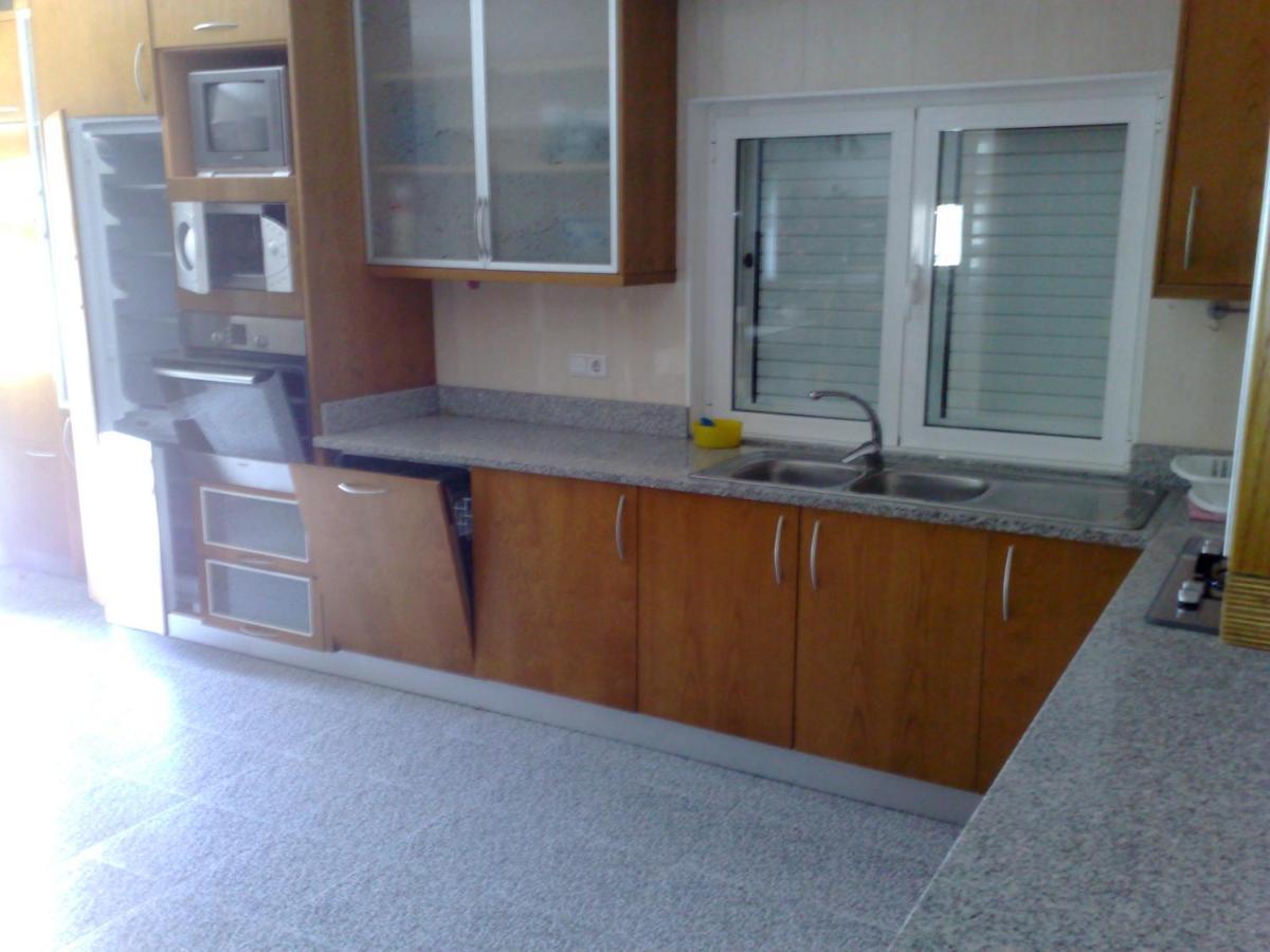 Room Villa Ribeiro Pilgrims Way To Santiago Bike A Garage For Marinhas Еспосенде Екстериор снимка